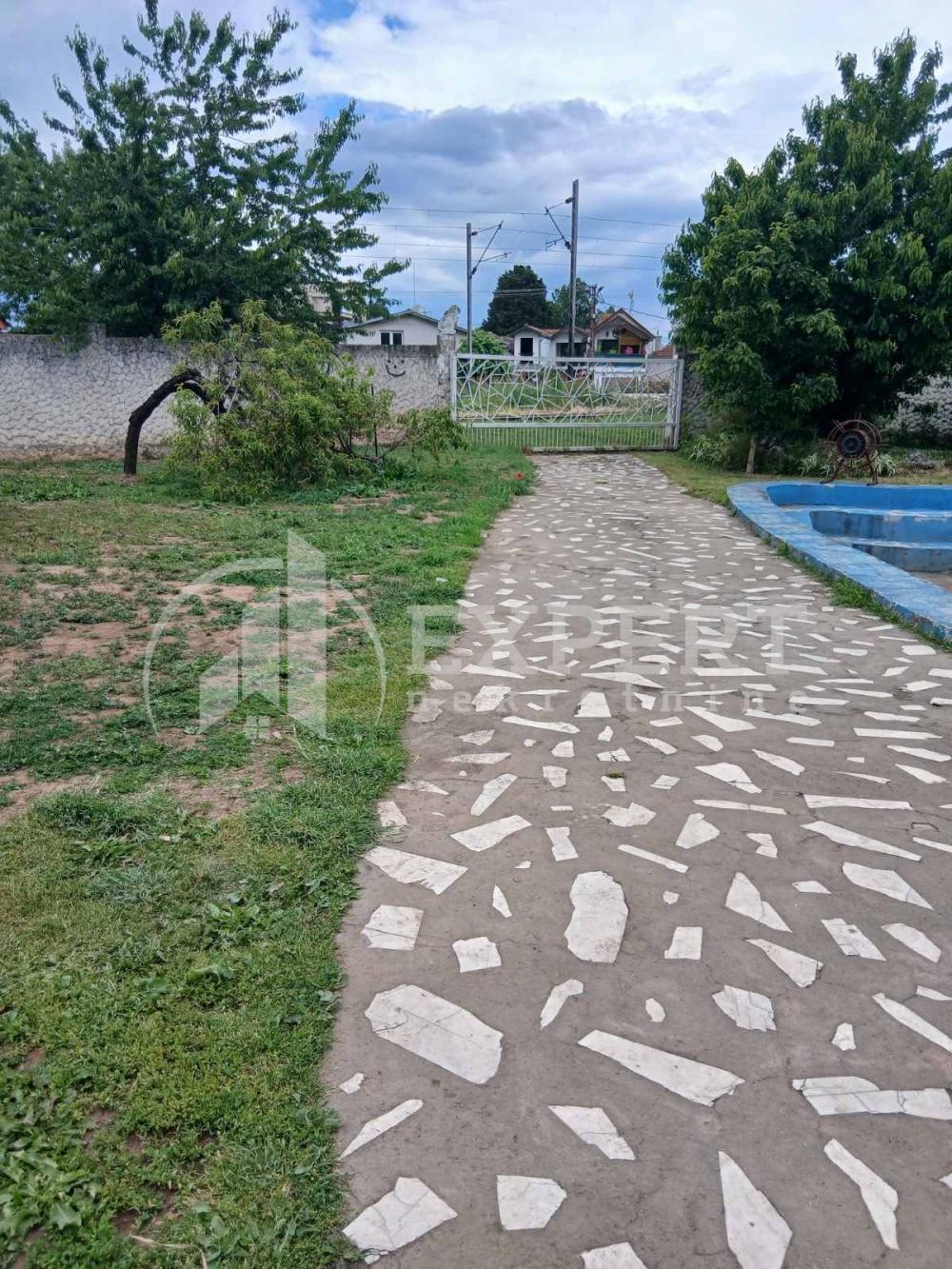 Slika 6 - Jovana Ristića,  Kuća za izdavanje, 800m2, 4.500€