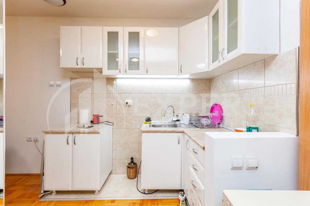 Slika 7 - Vizantijski bulevar, Četvorosoban stan na prodaju, 151m2, 242.100€