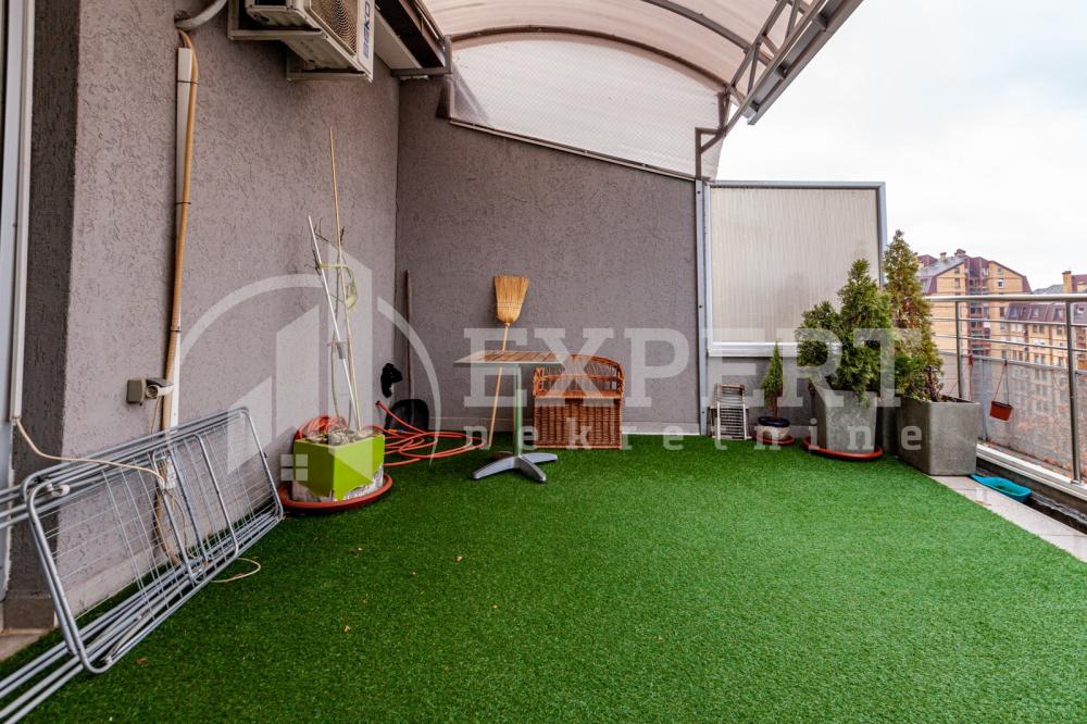 Slika 2 - Vizantijski bulevar, Četvorosoban stan na prodaju, 151m2, 242.100€