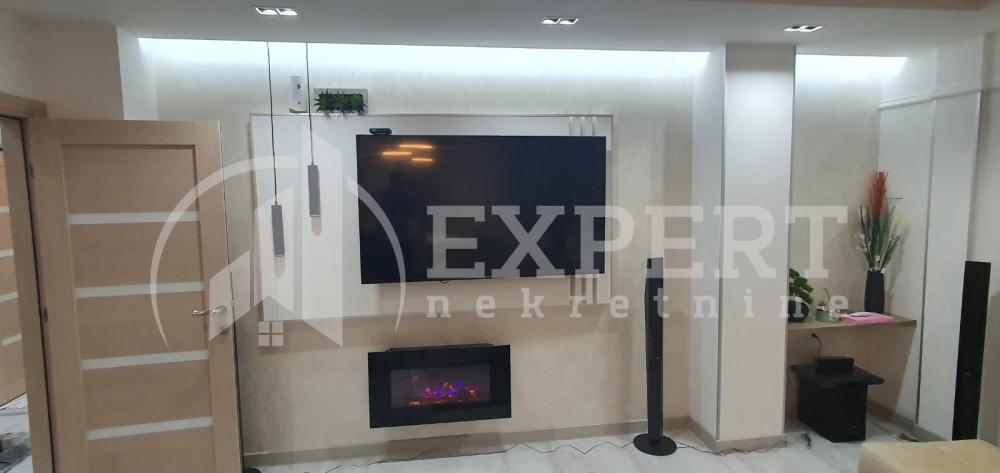 Slika 4 - Strahinjića Bana, Trosoban stan za izdavanje, 85m2, 1.100€