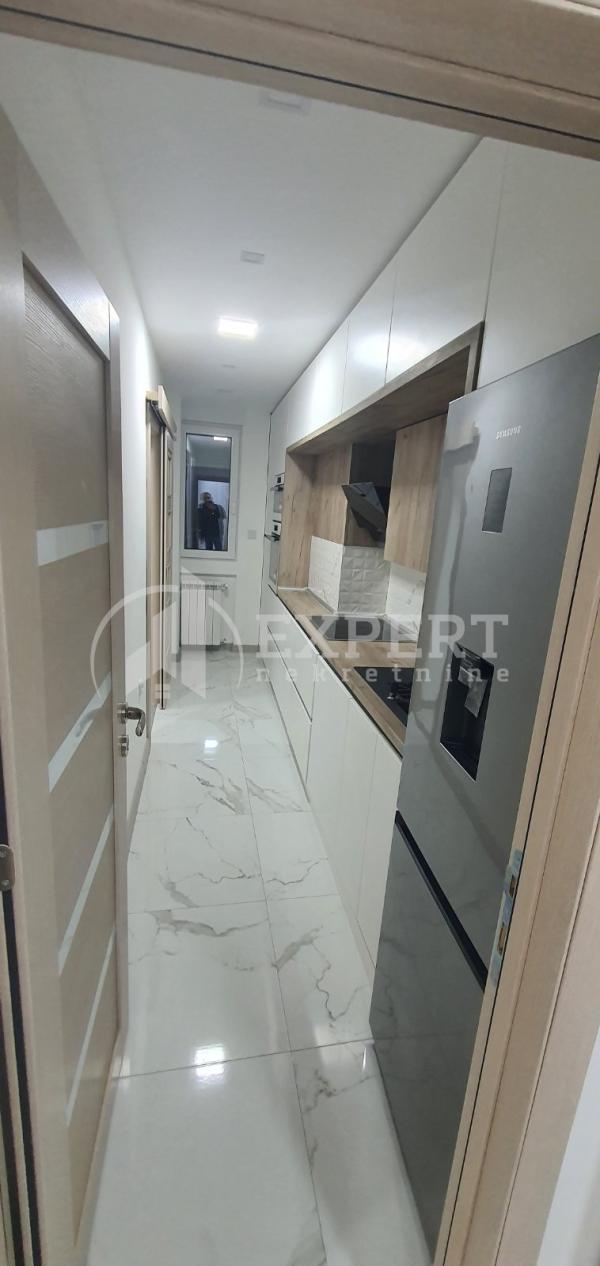 Slika 8 - Strahinjića Bana, Trosoban stan za izdavanje, 85m2, 1.100€