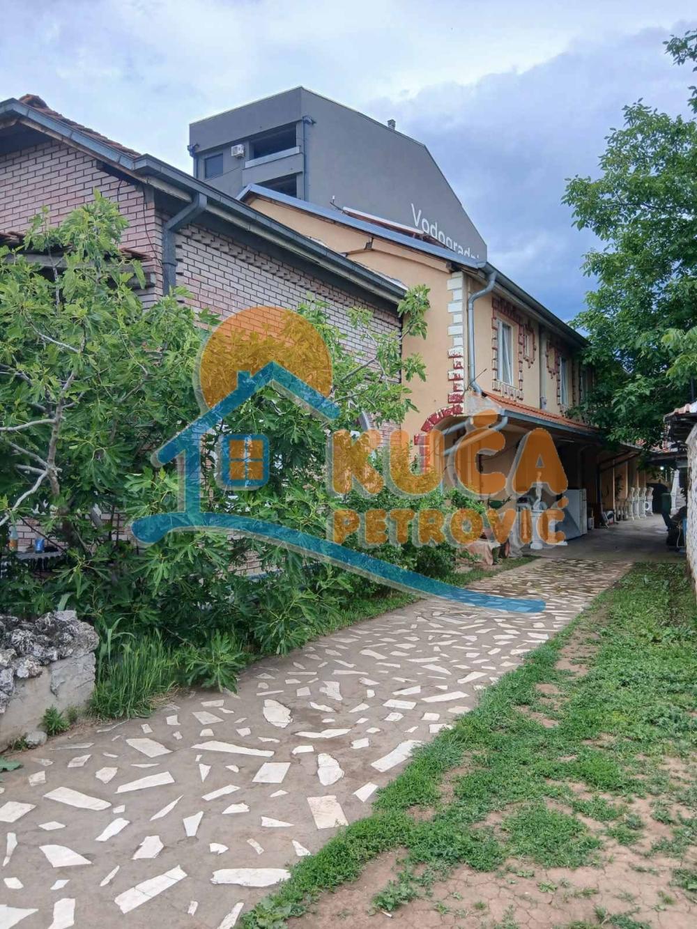 Slika 4 - Jovana Ristića,  Kuća za izdavanje, 800m2, 4.500€