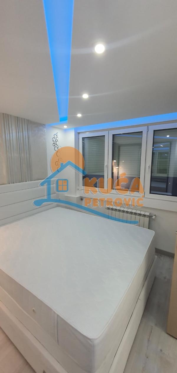 Slika 9 - Strahinjića Bana, Trosoban stan za izdavanje, 85m2, 1.100€