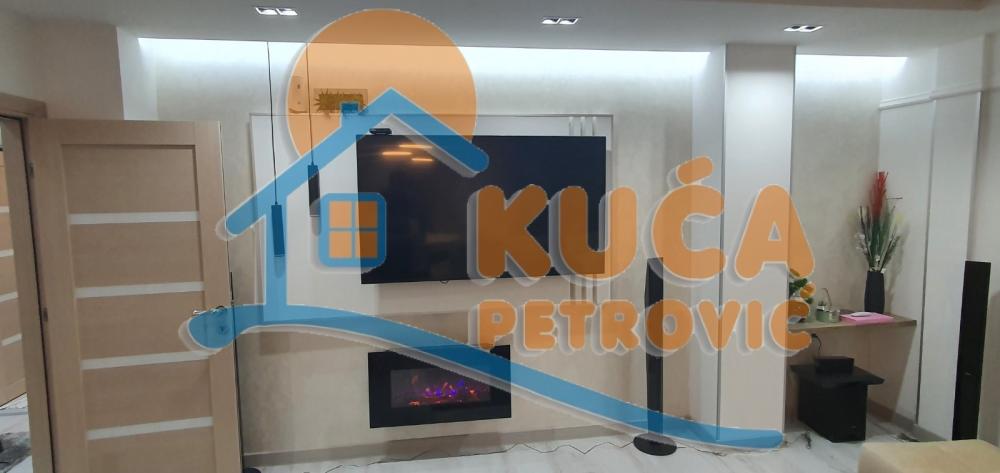 Slika 4 - Strahinjića Bana, Trosoban stan za izdavanje, 85m2, 1.100€