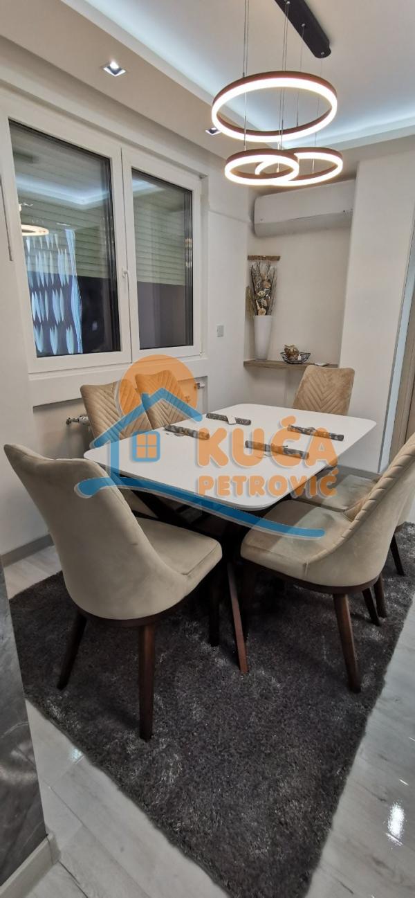 Slika 7 - Strahinjića Bana, Trosoban stan za izdavanje, 85m2, 1.100€