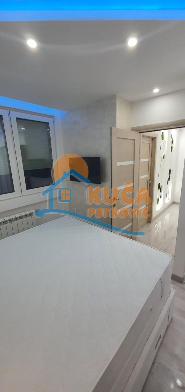 Slika 11 - Strahinjića Bana, Trosoban stan za izdavanje, 85m2, 1.100€