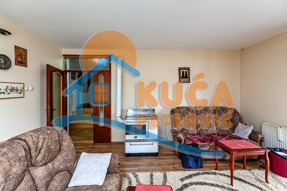 Slika 1 - Belopalanačka,  Kuća na prodaju, 159m2, 180.000€