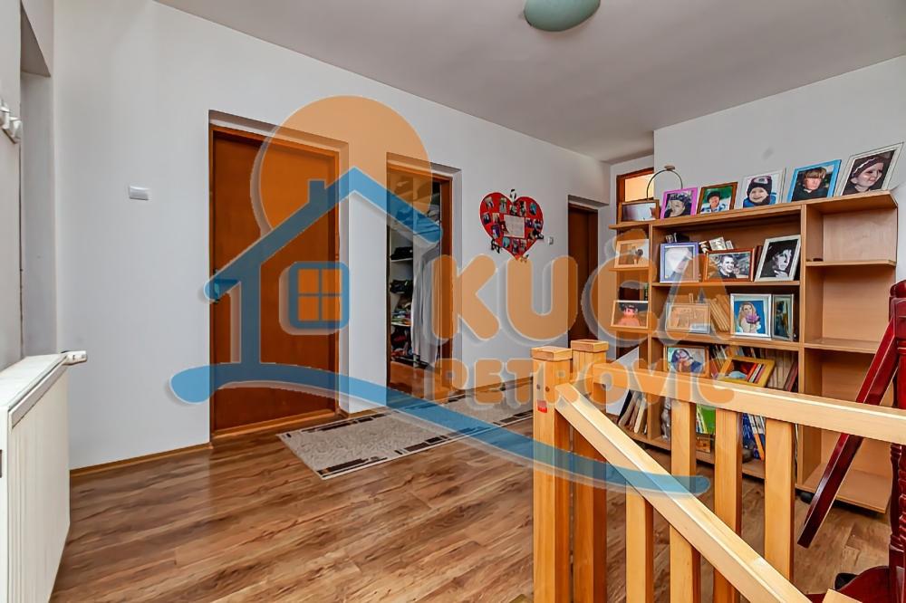 Slika 3 - Belopalanačka,  Kuća na prodaju, 159m2, 180.000€