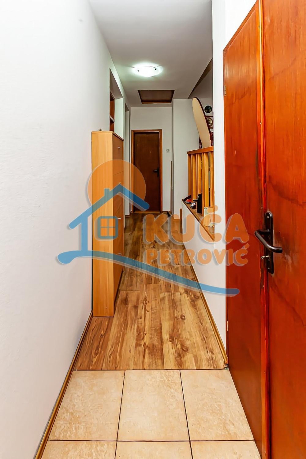 Slika 5 - Belopalanačka,  Kuća na prodaju, 159m2, 180.000€