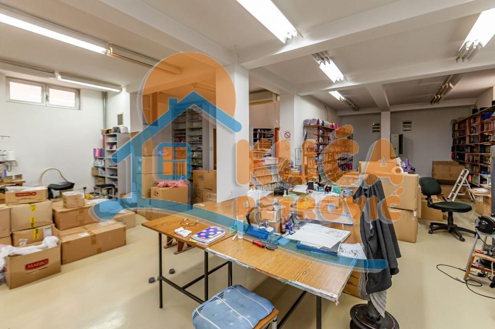 Slika 3 - Pribojska,  Lokal za izdavanje, 650m2, 2.500€