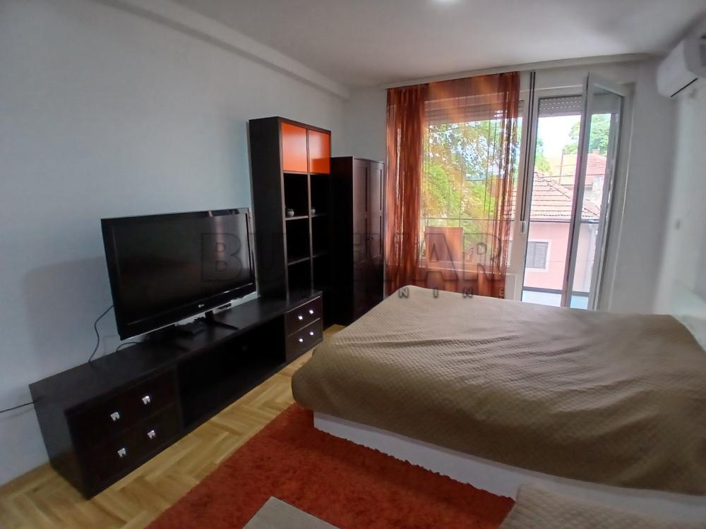 Slika 2 - Milentijeva, Trosoban stan za izdavanje, 95m2, 950€