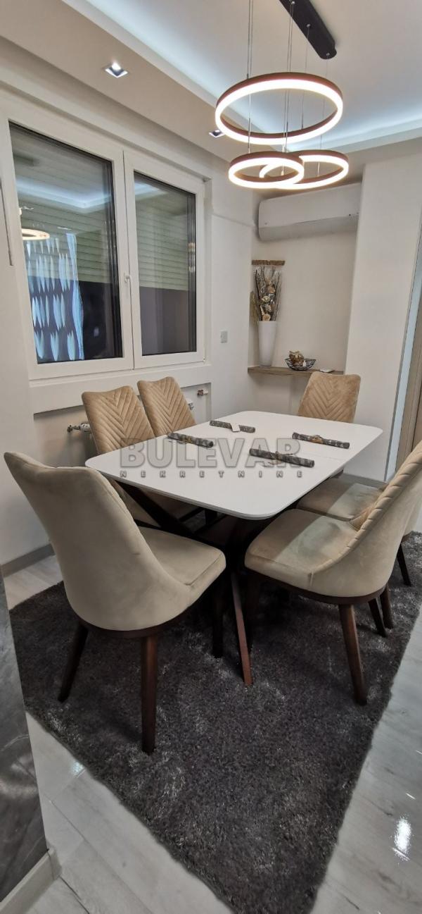 Slika 7 - Strahinjića Bana, Trosoban stan za izdavanje, 85m2, 1.100€