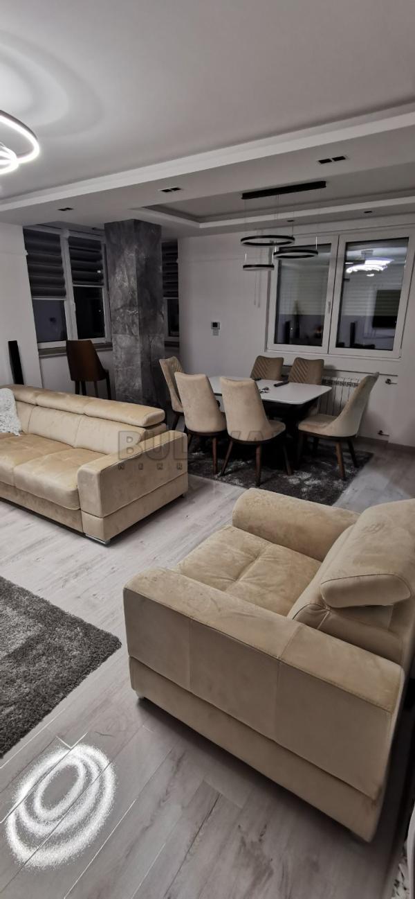 Slika 5 - Strahinjića Bana, Trosoban stan za izdavanje, 85m2, 1.100€