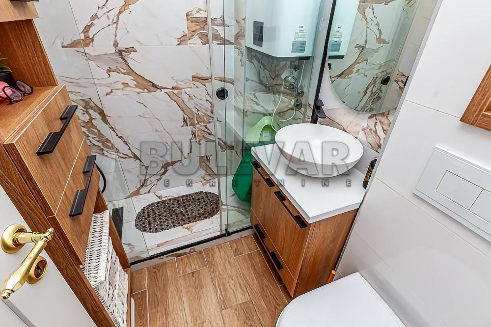 Slika 4 - Cara Dušana, Trosoban stan na prodaju, 63m2, 166.000€