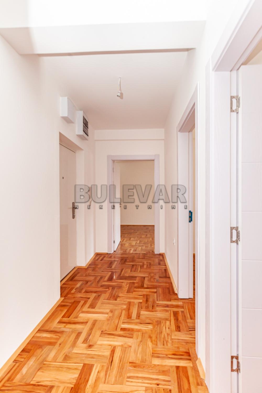 Slika 9 - Borska, Trosoban stan na prodaju, 58m2, 108.645€