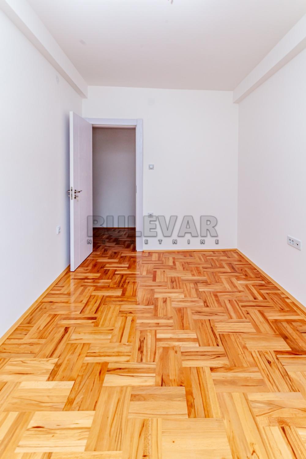 Slika 11 - Borska, Trosoban stan na prodaju, 58m2, 108.775€