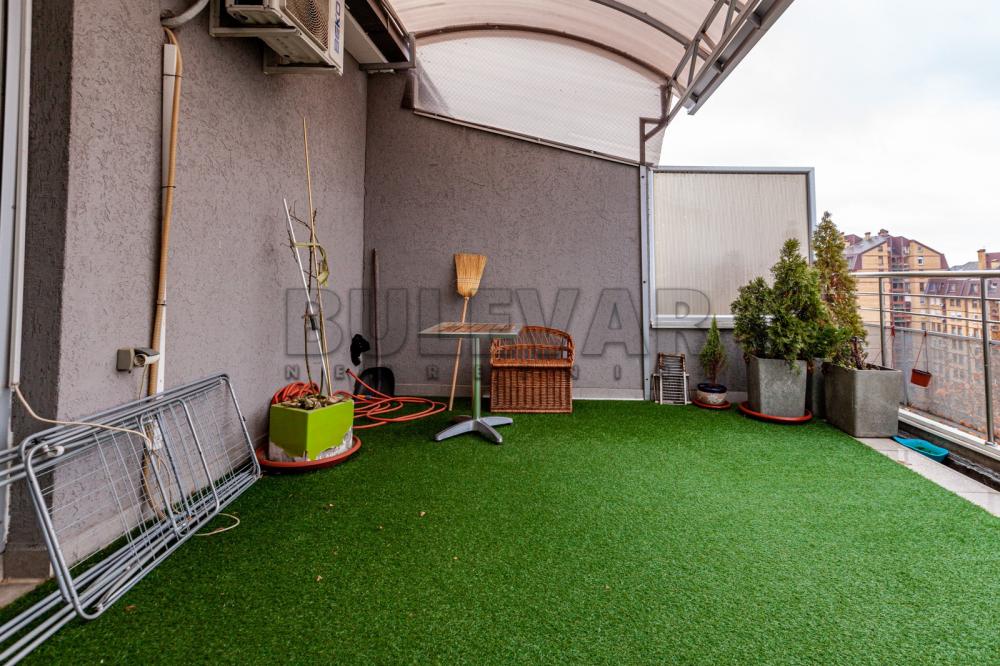 Slika 2 - Vizantijski bulevar, Četvorosoban stan na prodaju, 151m2, 242.100€