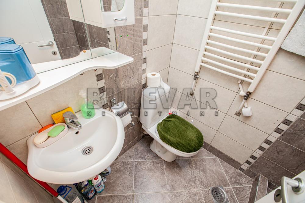 Slika 8 - Vizantijski bulevar, Četvorosoban stan na prodaju, 151m2, 242.100€