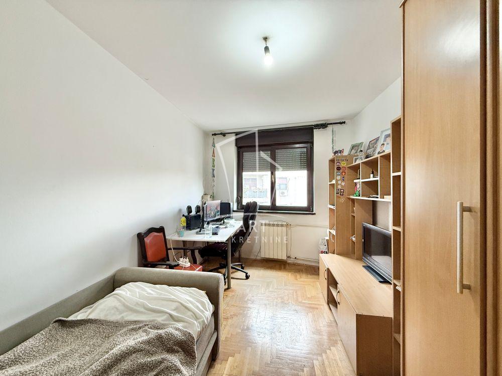 Slika 4 - Ulofa Palmea, Trosoban stan na prodaju, 81m2, 275.400€