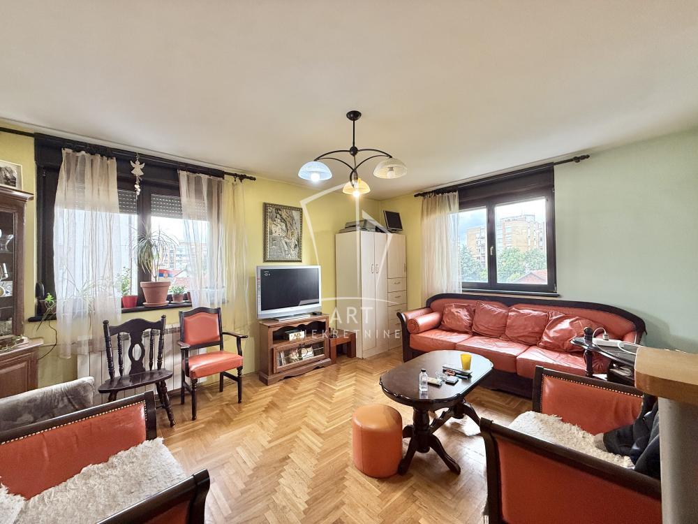 Glavna slika -Ulofa Palmea, Trosoban stan na prodaju, 81m2, 275.400€