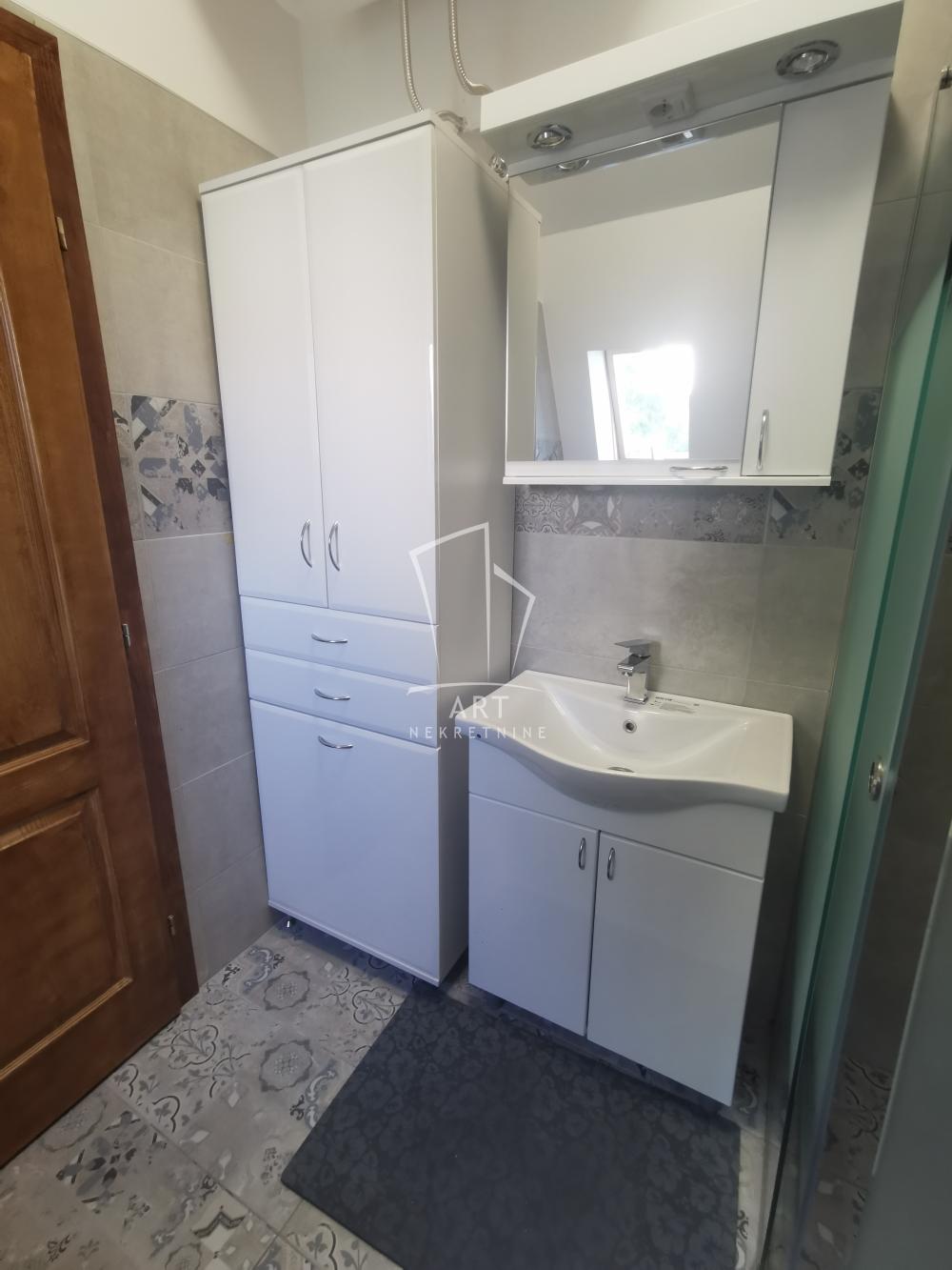 Slika 5 - Admirala Vukovića, Jednoiposoban stan za izdavanje, 46m2, 500€