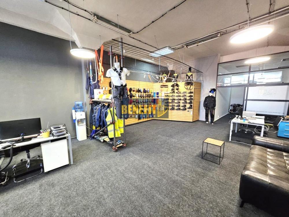 Slika 4 -  Lokal za izdavanje, 2000m2, 20.000€