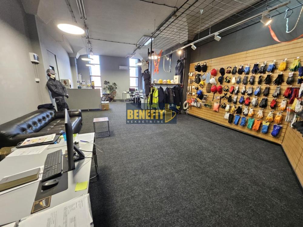 Slika 3 -  Lokal za izdavanje, 2000m2, 20.000€