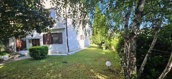 Slika 2 - Ladna voda,  Kuća na prodaju, 260m2, 210.000€