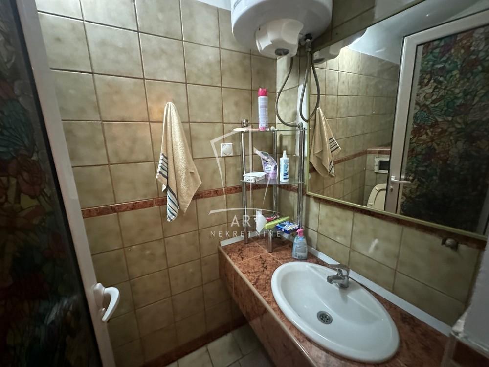 Slika 11 - Vukice Mitrović,  Lokal za izdavanje, 113m2, 950€