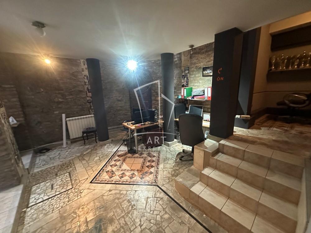 Slika 7 - Vukice Mitrović,  Lokal za izdavanje, 113m2, 950€