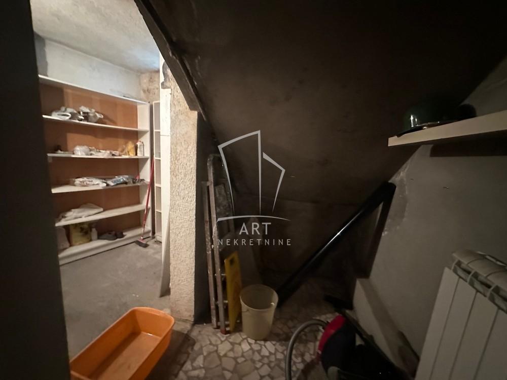 Slika 8 - Vukice Mitrović,  Lokal za izdavanje, 113m2, 950€