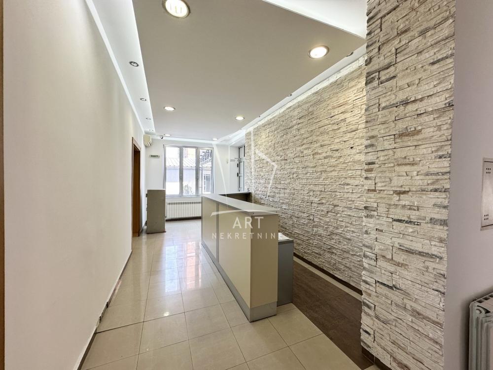 Slika 4 - Poenkareova,  Lokal za izdavanje, 650m2, 15.000€