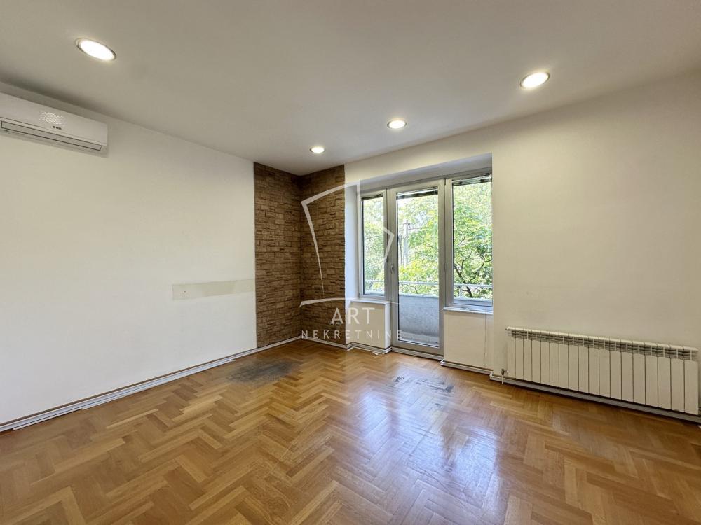 Slika 6 - Poenkareova,  Lokal za izdavanje, 650m2, 15.000€