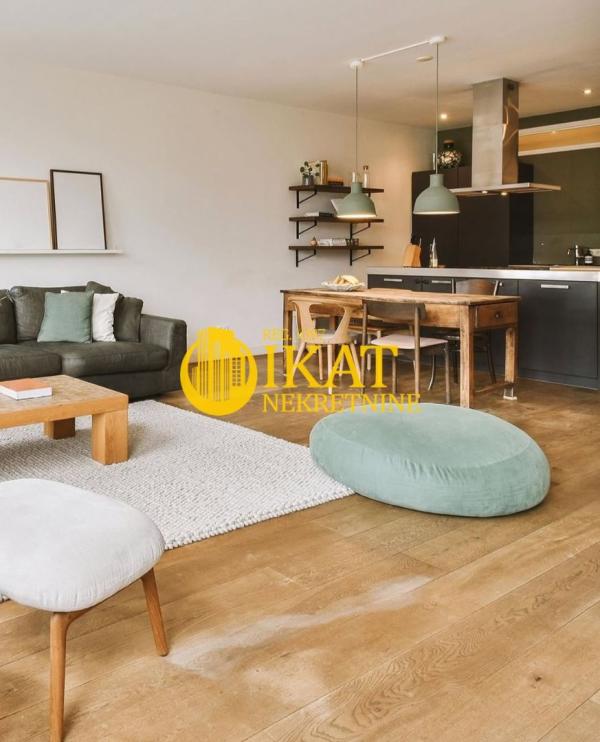 Slika 1 - Gospodara Vučića, Četvorosoban stan na prodaju, 118m2, 470.000€