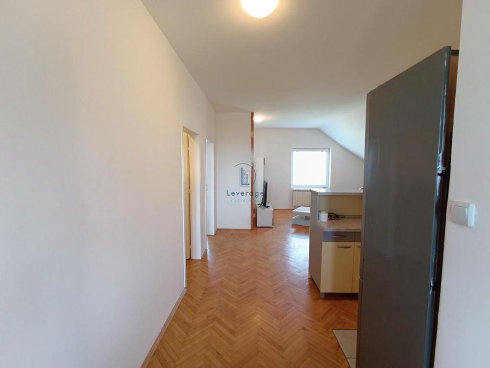 Slika 7 - Sime Matavulja, Dvoiposoban stan za izdavanje, 110m2, 650€