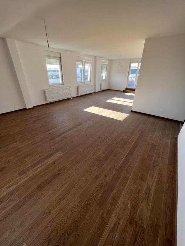 Glavna slika - Stan na prodaju, 207m2, 352.000€