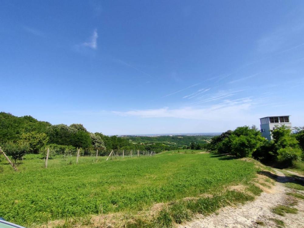 Slika 9 -  Plac na prodaju, Bukovac, , 115.000€