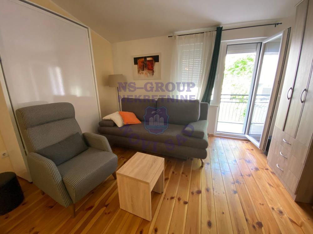 Glavna slika -Dvosoban stan za izdavanje, 47m2, 400€