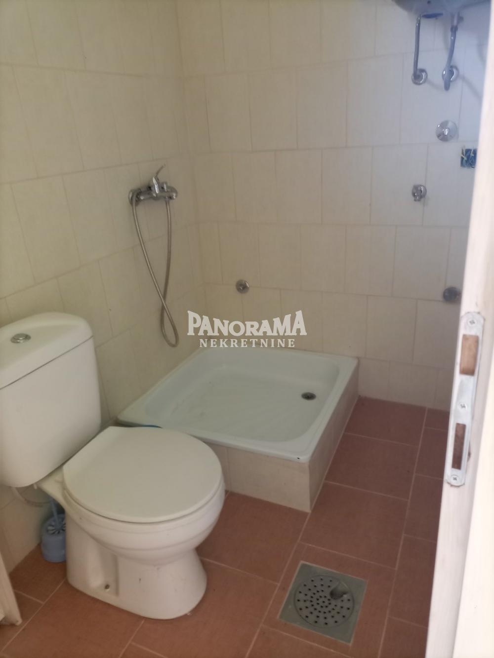 Slika 11 - Karađorđeva,  Kuća na prodaju, 88m2, 65.000€