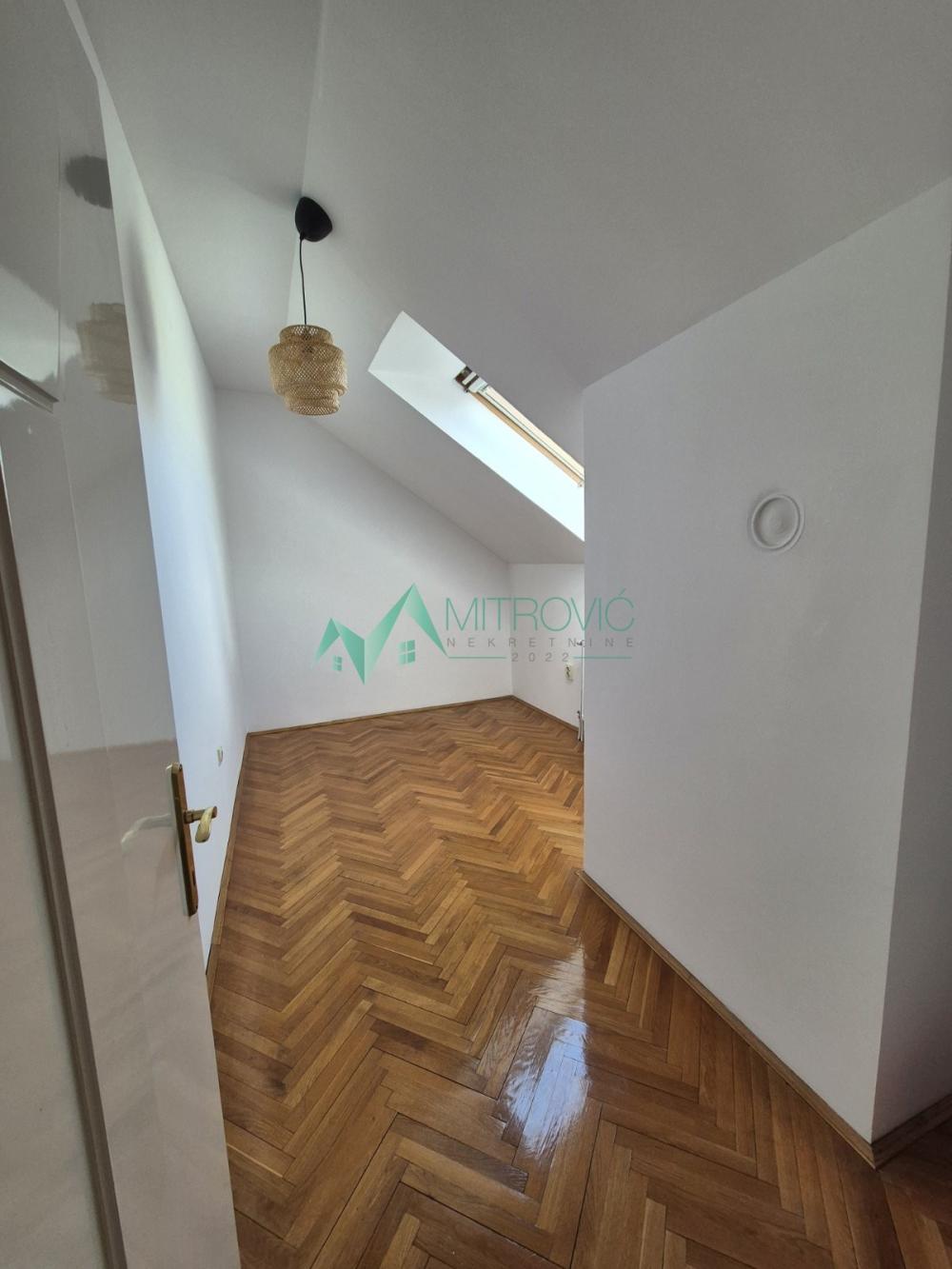 Slika 10 - Trosoban stan za izdavanje, 60m2, 1.000€