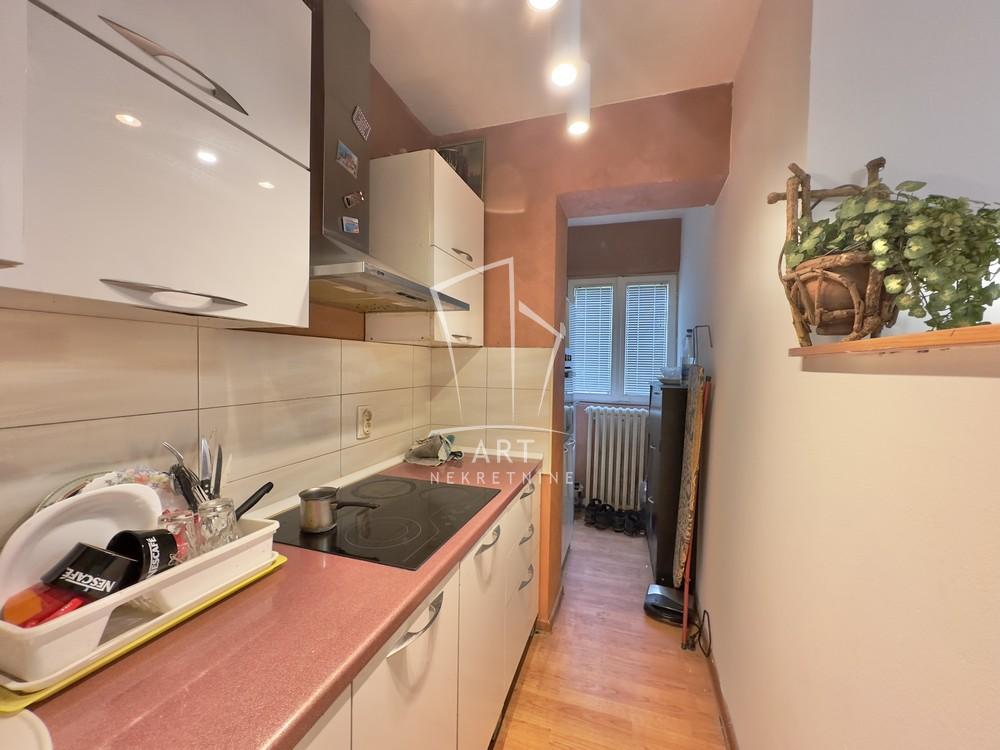 Slika 5 - Braće Savić, Trosoban stan na prodaju, 73m2, 125.000€