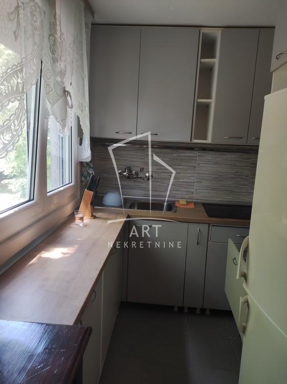 Slika 5 - Pere Segedinca, Dvoiposoban stan za izdavanje, 50m2, 550€