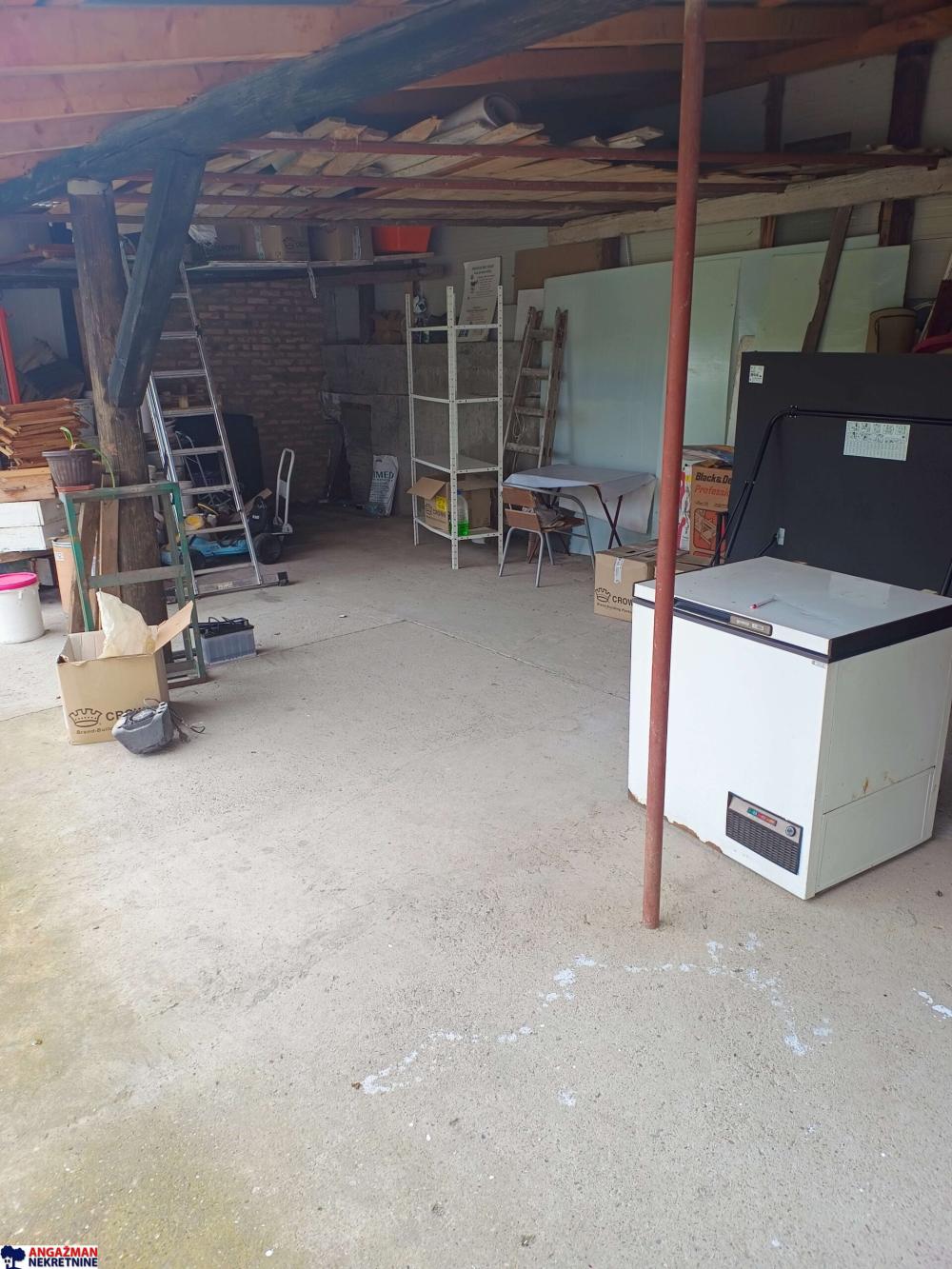 Slika 2 - Gostivarska,  Lokal za izdavanje, 240m2, 2.000€