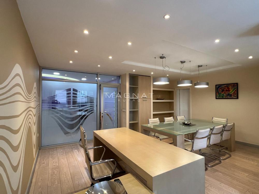 Slika 3 - Dimitrija Tucovića,  Lokal za izdavanje, 220m2, 3.000€