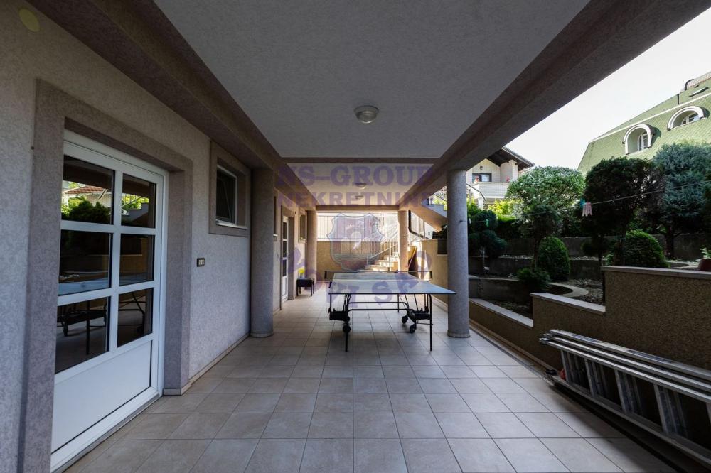 Slika 9 -  Kuća na prodaju, 562m2, 850.000€