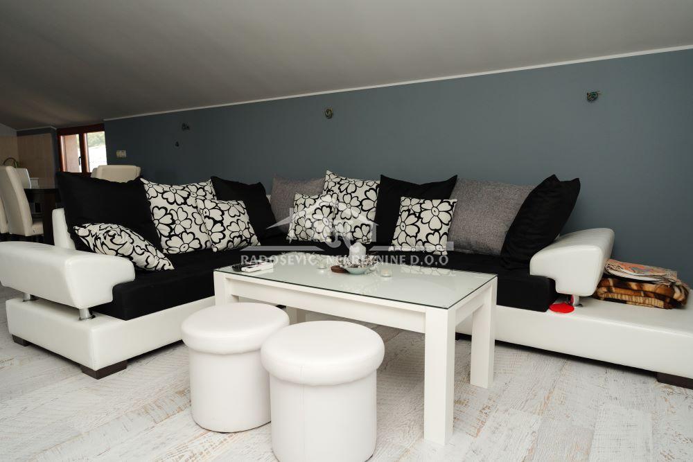 Slika 3 - Karađorđeva,  Kuća na prodaju, 215m2, 173.000€