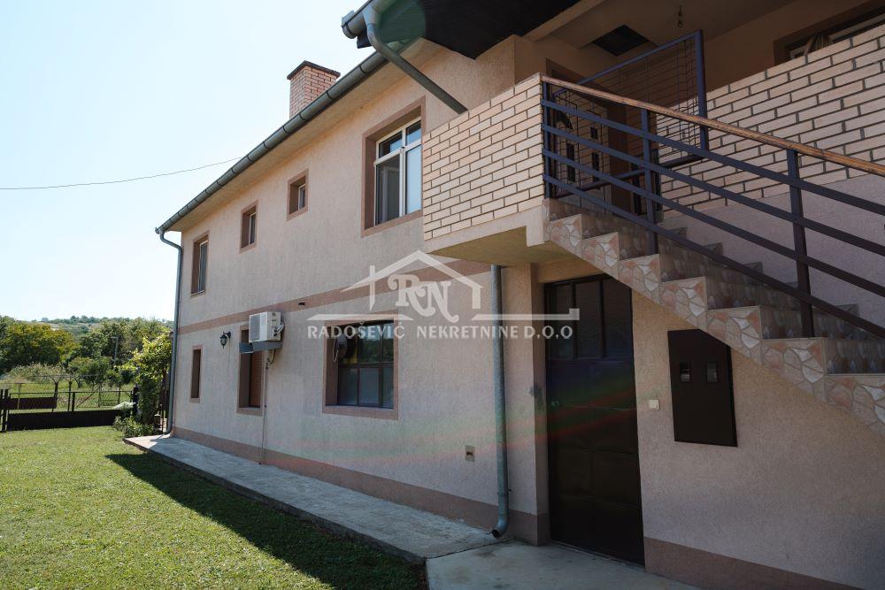 Slika 2 - Karađorđeva,  Kuća na prodaju, 215m2, 173.000€
