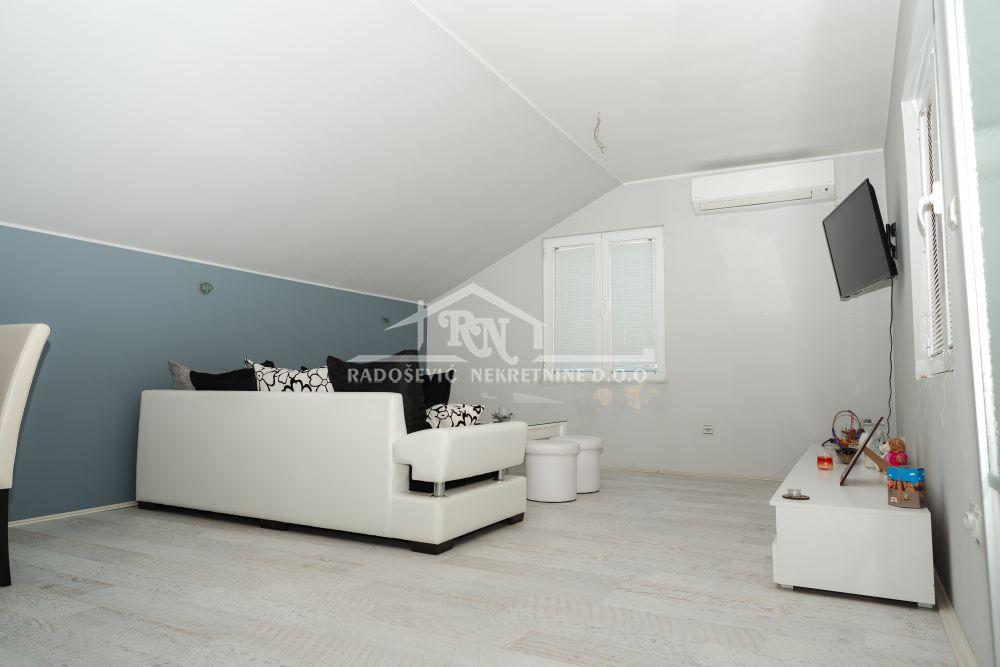 Slika 5 - Karađorđeva,  Kuća na prodaju, 215m2, 173.000€