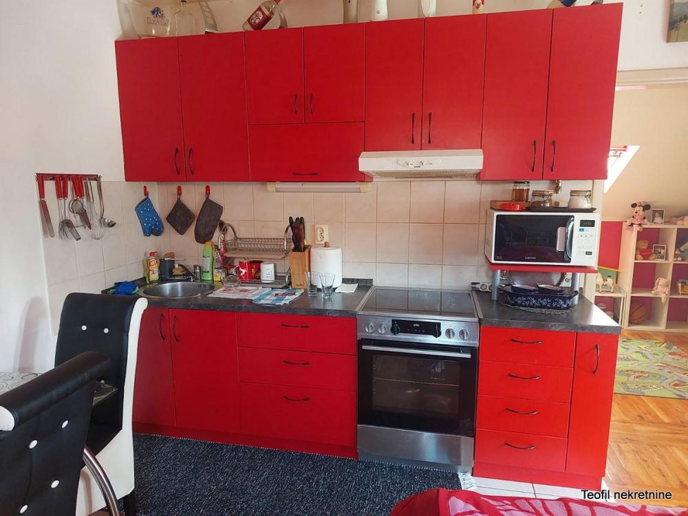 Slika 2 - Rasinska, Trosoban stan na prodaju, 63m2, 90.000€