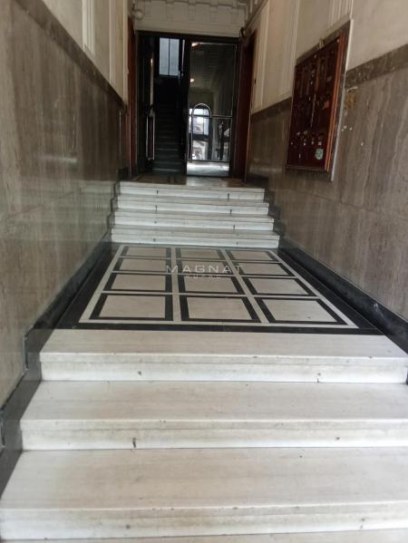 Glavna slika -Svetog Save, Trosoban stan na prodaju, 61m2, 102.901€